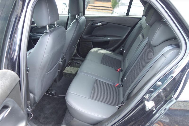 Fiat Tipo 1,4 T-JET 88KW, ČR, SERVIS.KN. - fotka 16 z 38