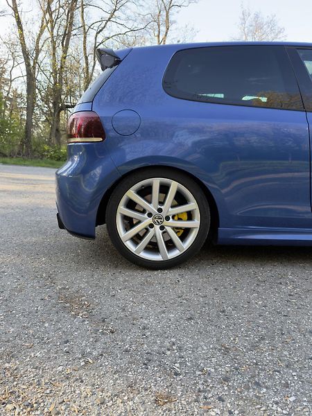 Volkswagen Golf (2012) 2.0 TSi, 4x4, R - fotka 4 z 17