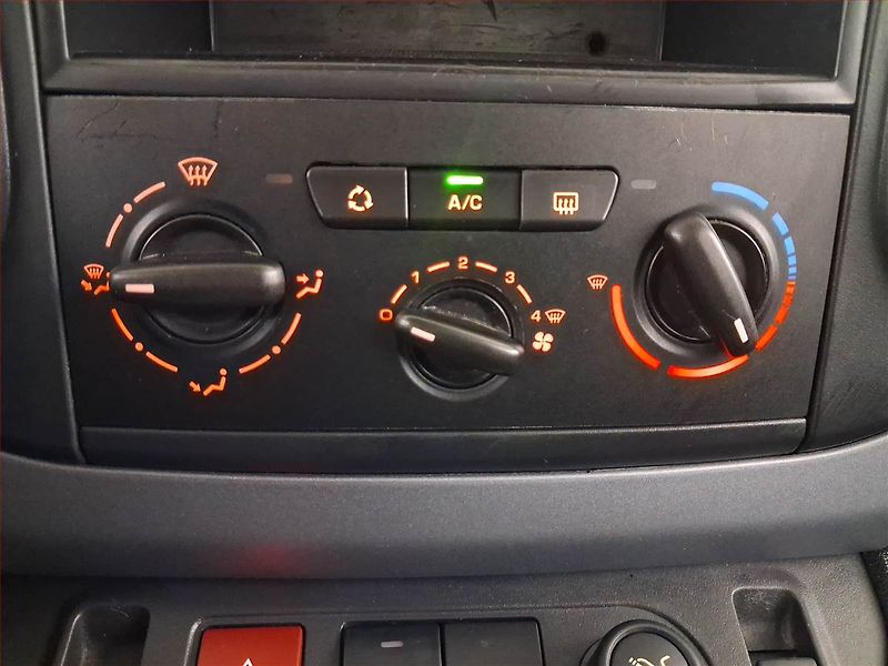 Citroën Berlingo (2011) 1.6 HDi, 5Míst, ČR - fotka 13 z 16