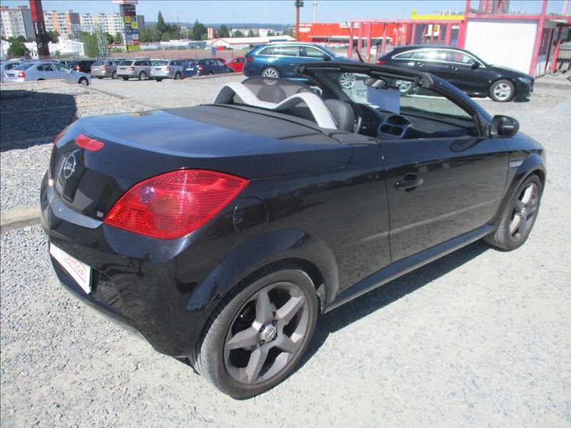 Opel Tigra 1,8 i,klima,serv.kniha, - fotka 5 z 36