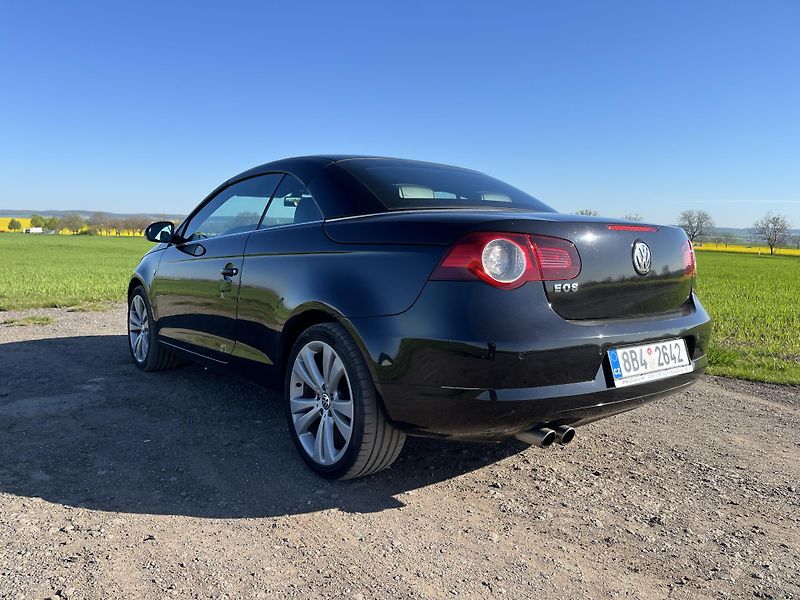 Volkswagen EOS (2007) 3,2 V6 - fotka 5 z 32