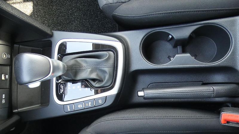 Kia Ceed SW 1.5 T-GDI SPIN 118kW DCT - fotka 17 z 22