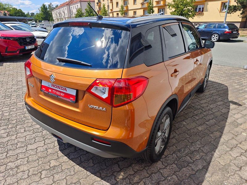 Suzuki Vitara (2016) 1.6 VVT Digiklima Kamera - fotka 5 z 40