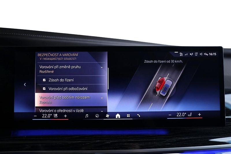 BMW i7 xDrive60 - fotka 12 z 28