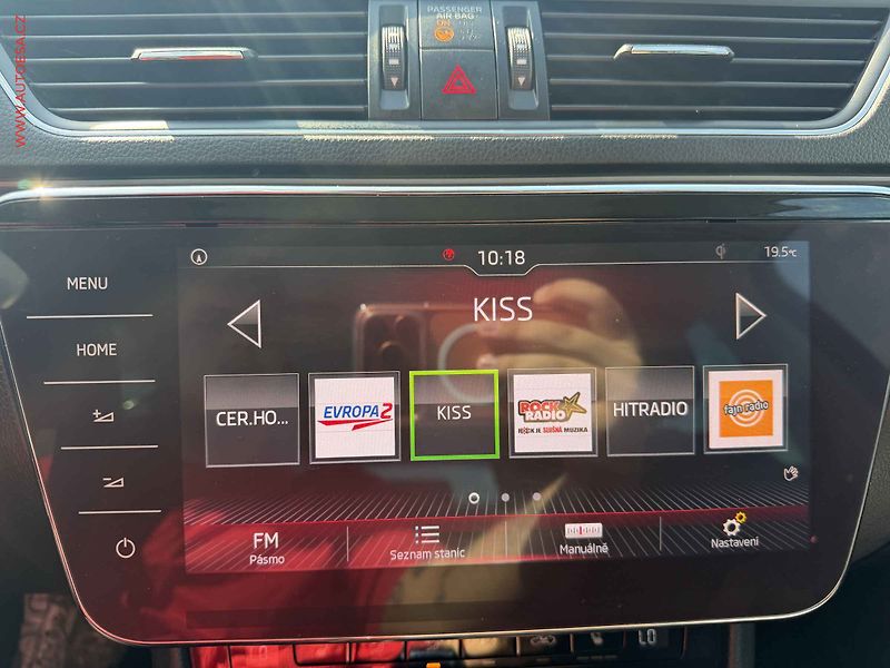 Škoda Superb (2018) 2.0 TDI, ČR, Style, DSG, kůže - fotka 16 z 18