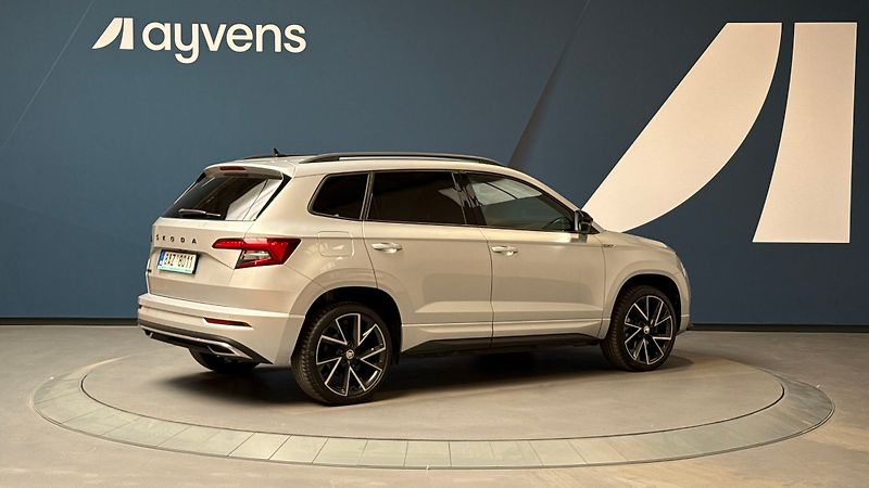 Škoda Karoq 1.5 TSI 110 kW ACT Sportline D - fotka 2 z 12