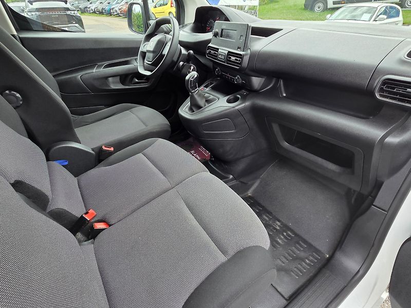 Peugeot Partner (2020) 1.5 BHDi 100 L1 ACTIVE MAN5 - fotka 10 z 21