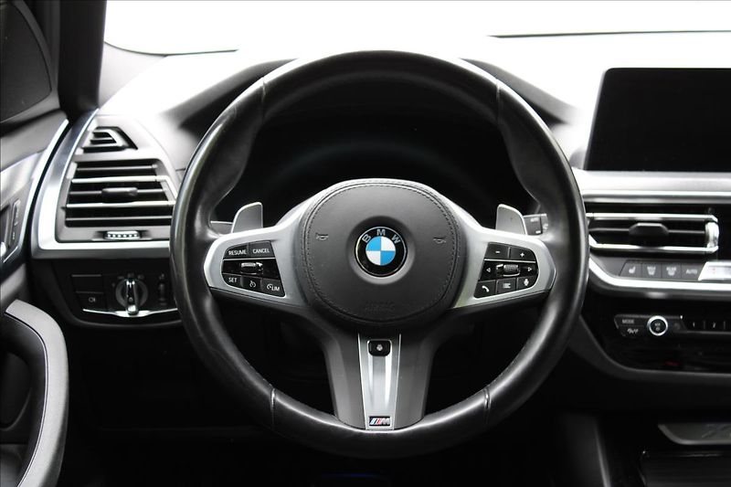 BMW X3 20d xDrive/M-Paket/Tažné - fotka 17 z 39