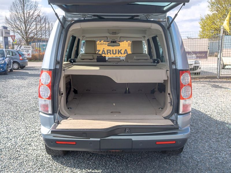 Land Rover Discovery (2012) 12/12 ČR 3.0D 188KW–1 MAJITEL - fotka 49 z 55