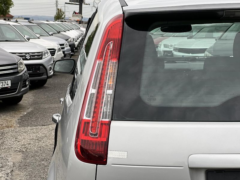 Ford C-MAX 1.6i 16v KLIMATIZACE ALU KOLA - fotka 38 z 40