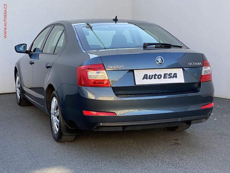 Škoda Octavia (2014) 1.2 TSi, ČR, AC, park.čidla - fotka 6 z 16