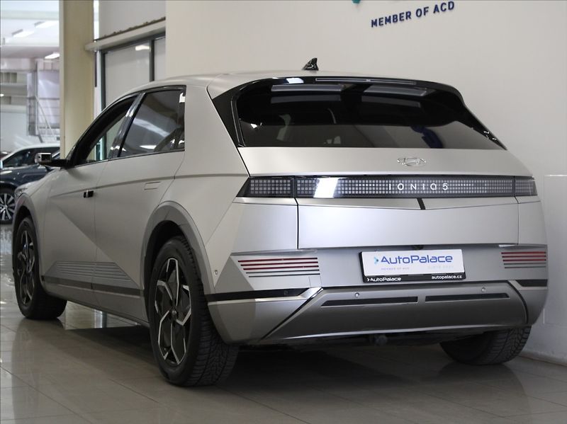 Hyundai Ioniq 5 0,1 77kWh Style Premium TAŽNÉ - fotka 3 z 29