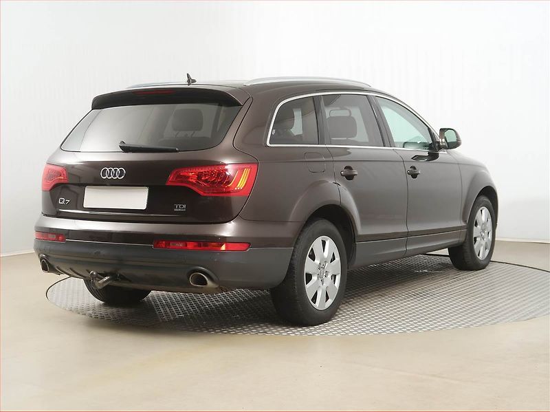 Audi Q7 (2012) 3.0 TDI, 4X4, Automat, Kůže - fotka 5 z 18