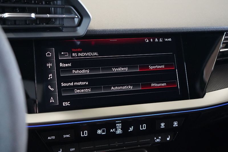 Audi RS 3 Sportback,Quattro, Matrix, B&O - fotka 29 z 44