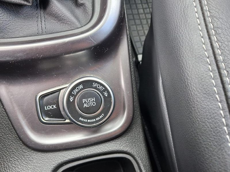 Suzuki Vitara 1,4 BoosterJet Elegance Allgri - fotka 19 z 27