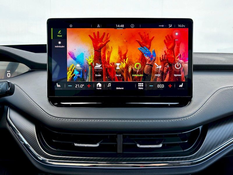 Škoda Enyaq (2023) 80 iV 150kW Sportline - fotka 21 z 35