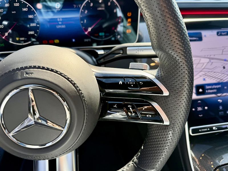 Mercedes-Benz Třídy S (2021) - fotka 40 z 58