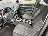 Ford Focus (2009) 1.6 td - náhled 26