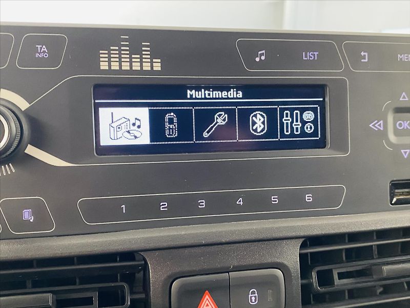 Peugeot Partner 1,5 HDi 75kW L2 - fotka 14 z 20