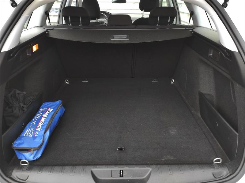 Peugeot 308 1,5 BlueHDi ACTIVE,ČR,Tažné - fotka 34 z 37