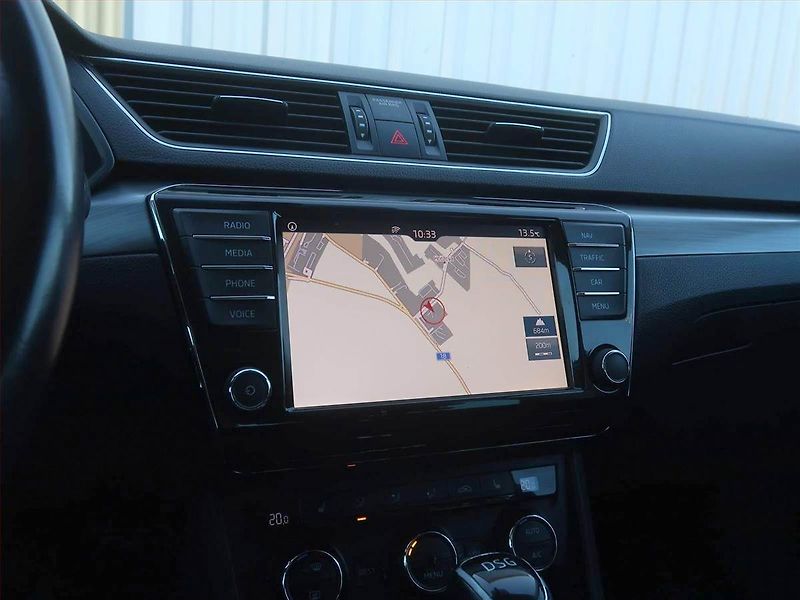 Škoda Superb (2018) Style 2.0 TDI, Automat - fotka 12 z 19