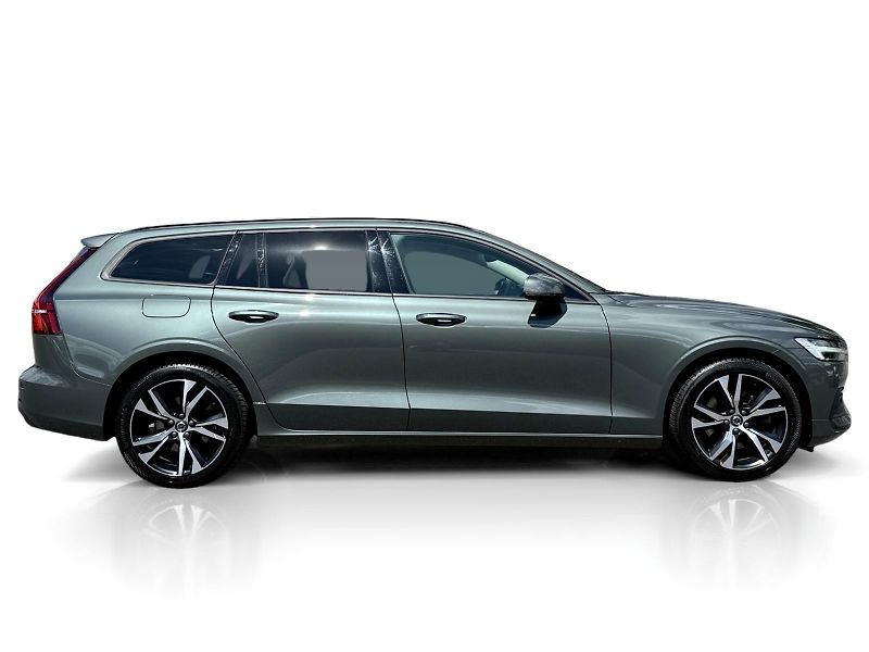 Volvo V60 B4 FWD CORE // REZERVACE // - fotka 9 z 35