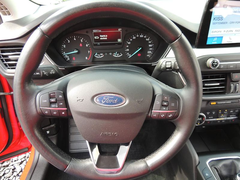 Ford Focus (2020) Combi 1.0i,92kw,ČR,1.majitel - fotka 28 z 44
