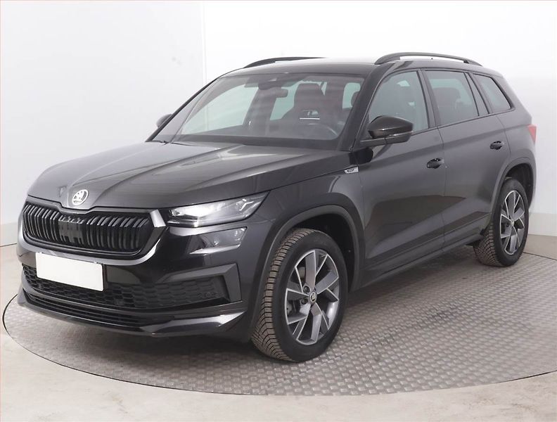 Škoda Kodiaq (2022) Sportline 1.5 TSI - fotka 2 z 18