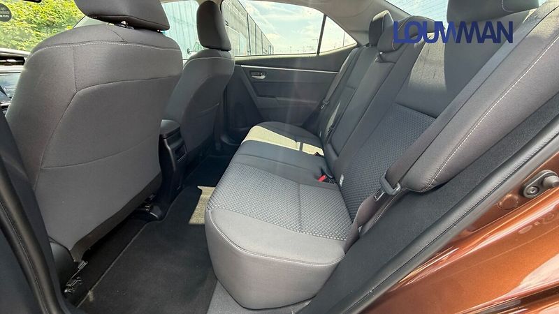 Toyota Corolla 1.6 Active TREND+ - fotka 15 z 23