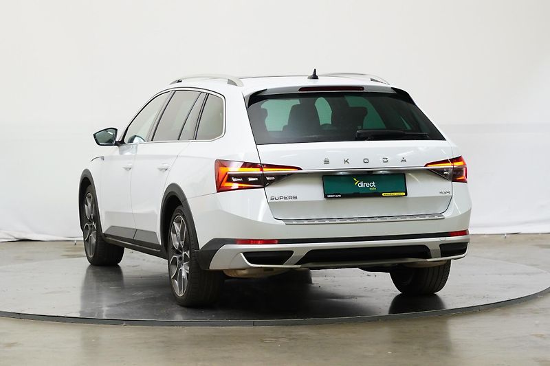 Škoda Superb - fotka 4 z 6