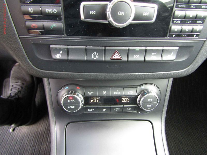 Mercedes-Benz Třídy B (2012) 1.6i B200, AT, bixen, navi, - fotka 17 z 24