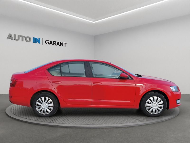 Škoda Octavia (2014) ELEGANCE 1.6 TDi 77kw, ČR - fotka 4 z 25