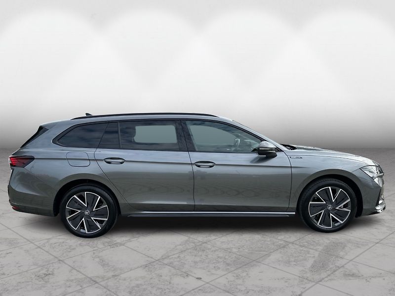 Škoda Superb iV 1,5 TSI / 150 kW Sportline, - fotka 7 z 25