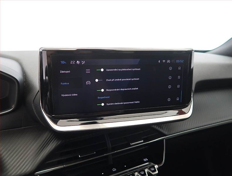 Peugeot 2008 (2025) 1.2 PureTech - fotka 19 z 26