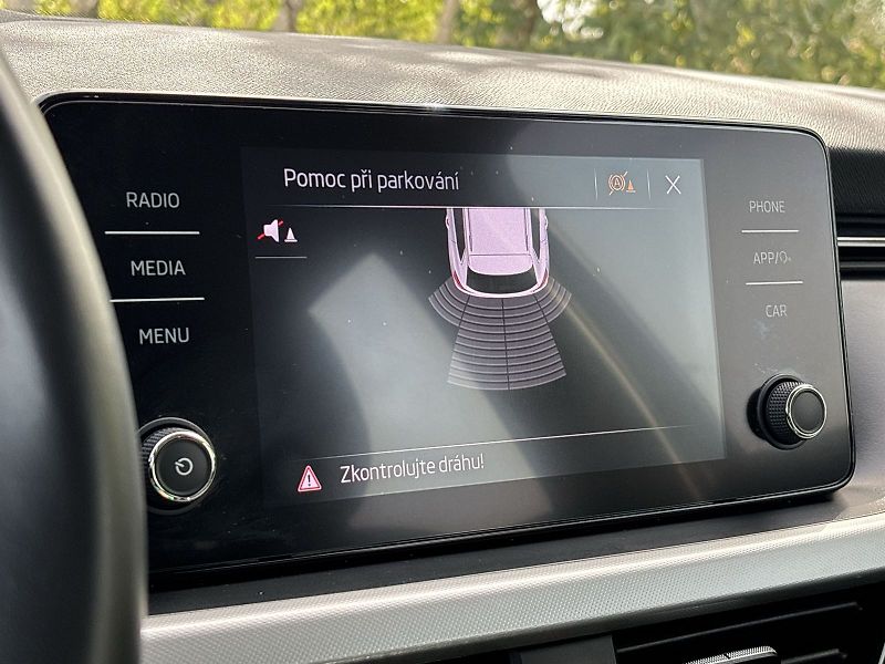 Škoda Kamiq (2021) 1.0 TSI DSG Style - fotka 11 z 31
