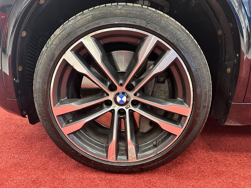 BMW X5 (2016) M50d CZ*TAŽNÉ*HUD*ADAPTIVELED - fotka 16 z 20