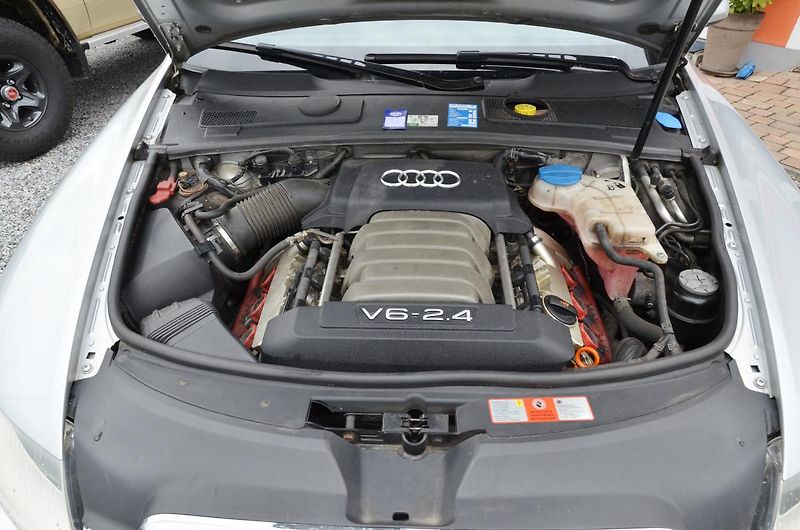 Audi A6 (2005) Avant 2.4i V6 130kW  - fotka 8 z 28