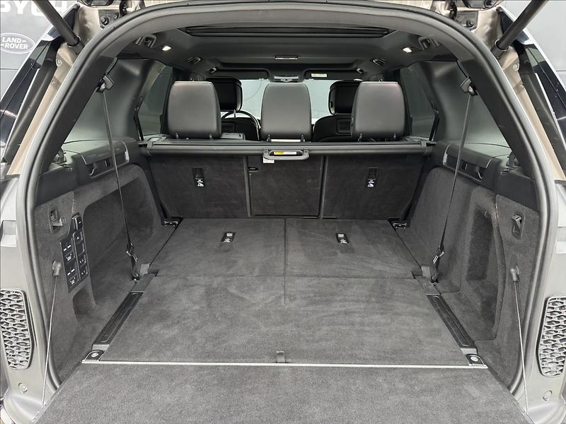 Land Rover Discovery 3,0 D300 R-DYNAMIC HSE ČR DPH - fotka 13 z 29