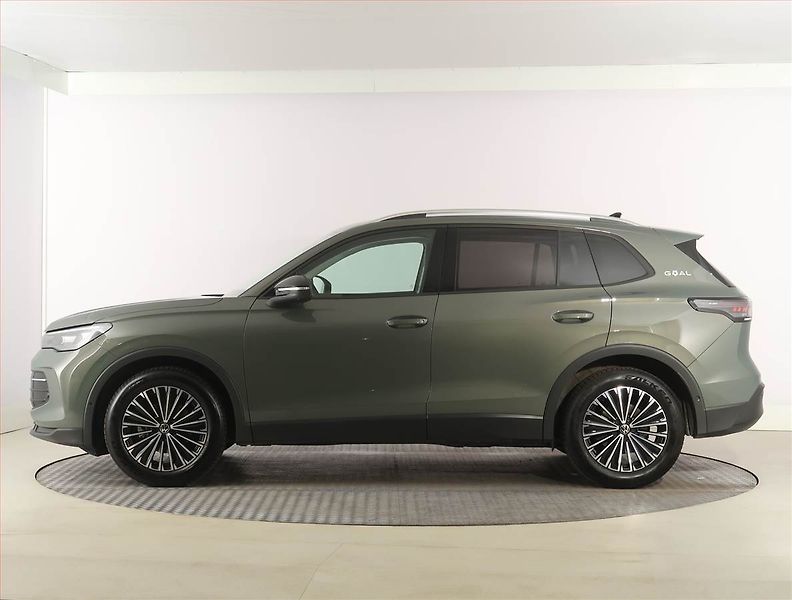 Volkswagen Tiguan (2025) Life 1.5 eTSI, digi klima - fotka 3 z 31
