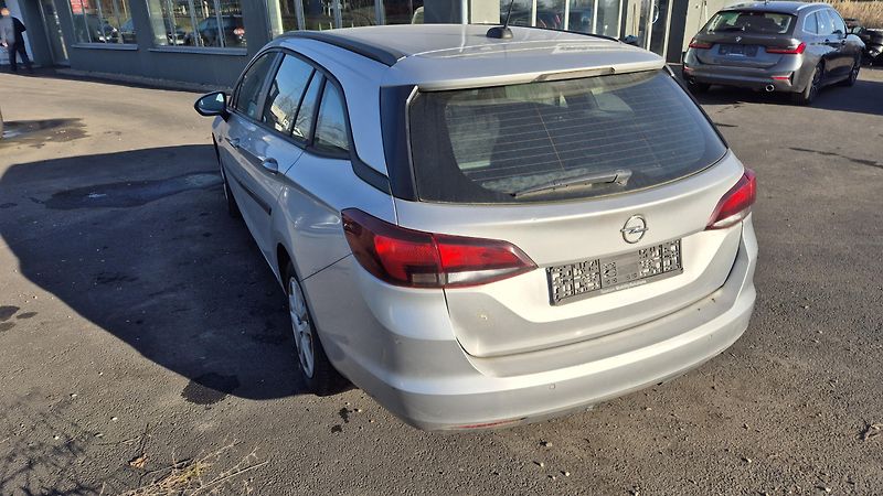Opel Astra (2020) AUTOMAT, NEFUNKČNÍ MOTOR - fotka 4 z 10
