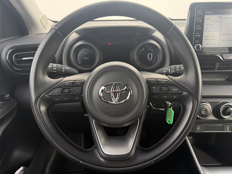 Toyota Yaris 1.5 VVT-i 92KW Style TECH - fotka 14 z 20