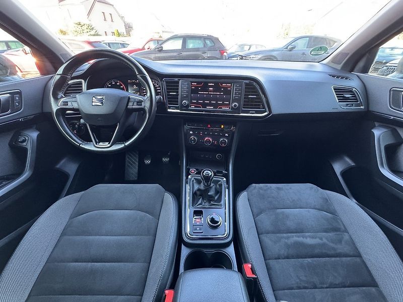 Seat Ateca (2018) 1.4TSi LED Navi Kamera ACC - fotka 6 z 50