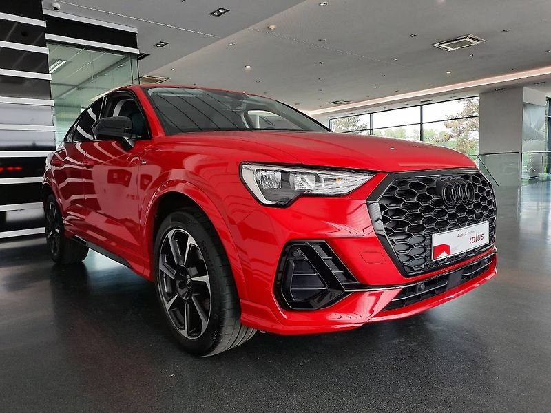 Audi Q3 (2022) Sportback S line 1.5 TFSI (110 - fotka 23 z 23