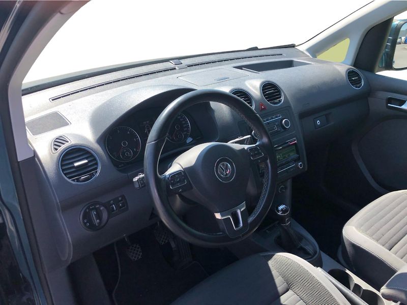 Volkswagen Caddy 1.6 TDi TRENDLINE - fotka 5 z 27