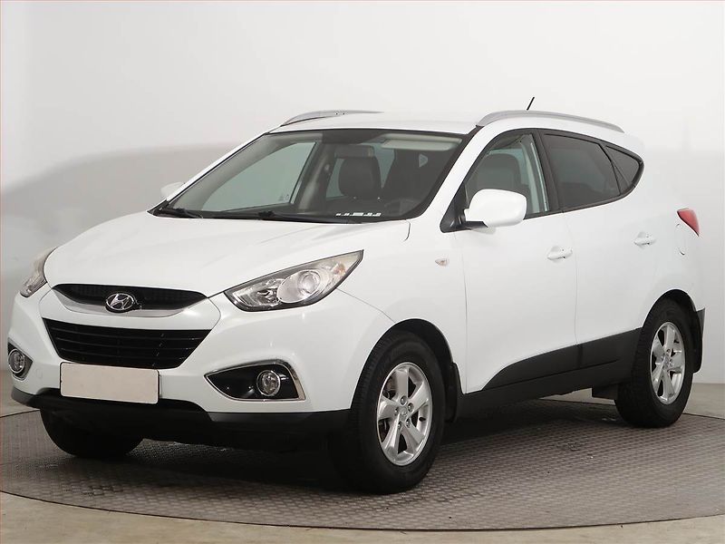 Hyundai ix35 (2010) 2.0 CVVT, 4X4, ČR,1.maj, Kůže - fotka 2 z 16