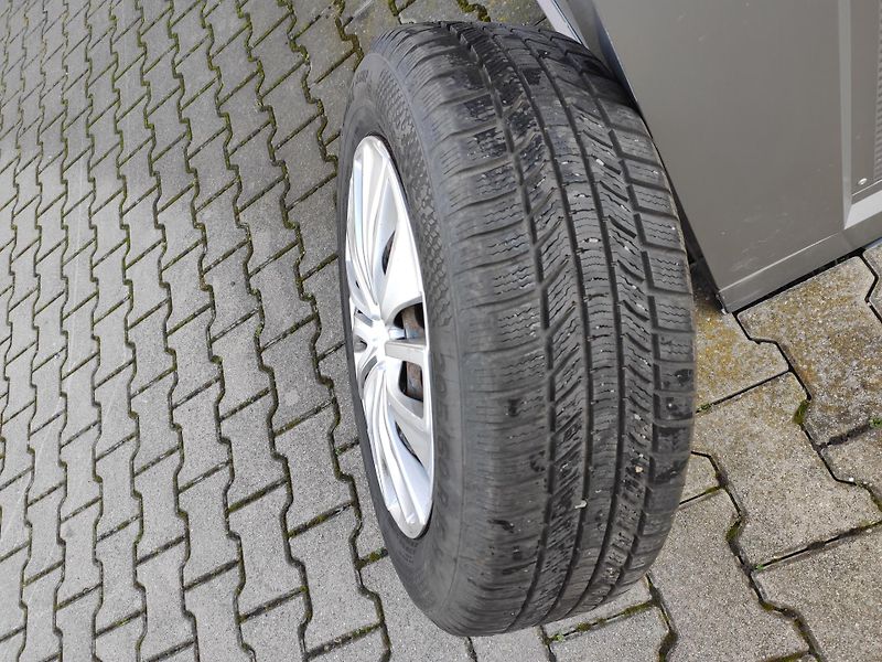 Citroën Grand C4 Picasso (2016) 2.0 HDI 150k AUT6 TZ - fotka 35 z 36