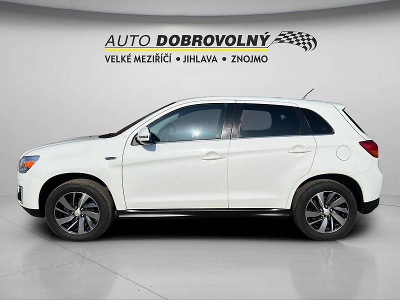 Mitsubishi ASX 2.2 Di-D (110kW) 4WD AT6/8234 - fotka 4 z 50