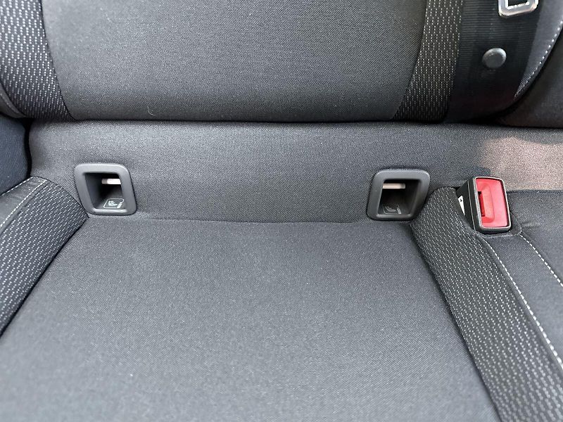 Škoda Karoq (2024) 1.5 TSI Selection - fotka 25 z 32