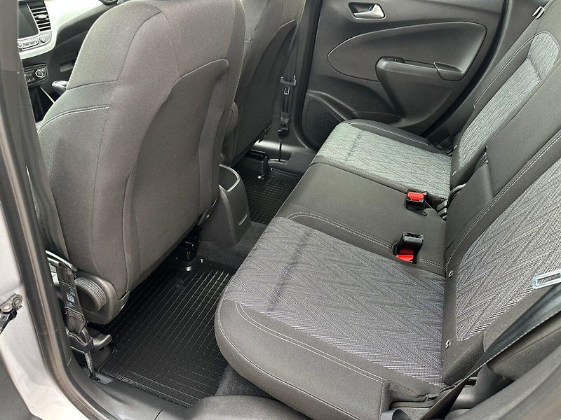 Opel Crossland X (2021) - fotka 11 z 25