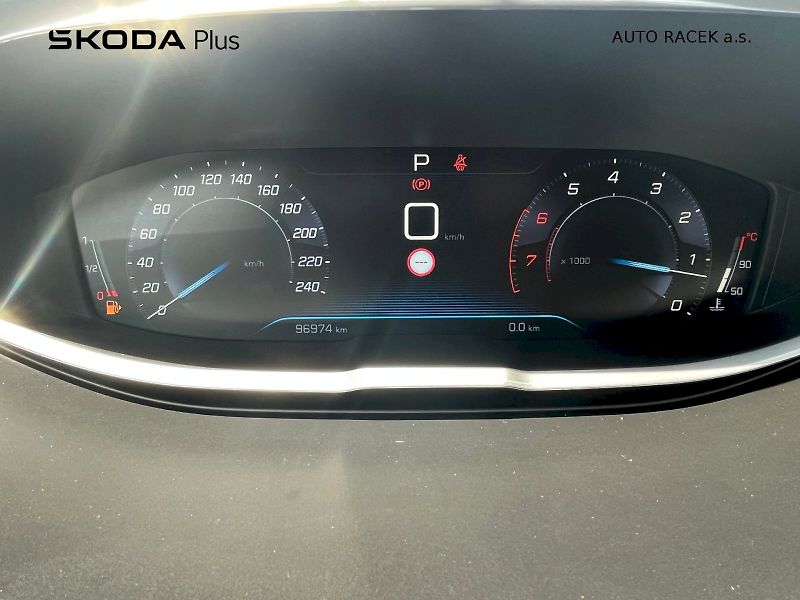 Peugeot 3008 (2017) ALLURE 1.6 THP 121kW - fotka 5 z 26